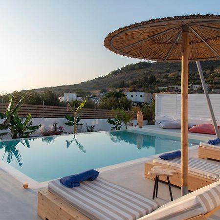 Paros Elitas Villas מראה חיצוני תמונה