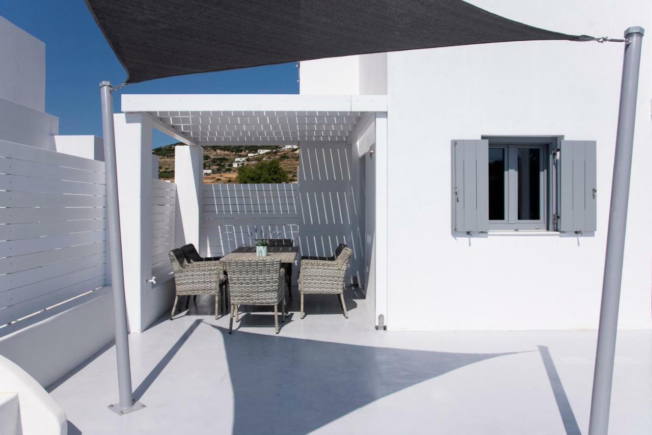 Paros Elitas Villas מראה חיצוני תמונה