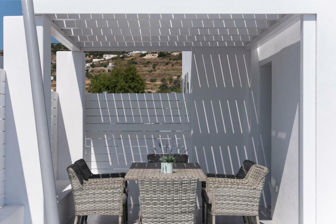 Paros Elitas Villas מראה חיצוני תמונה