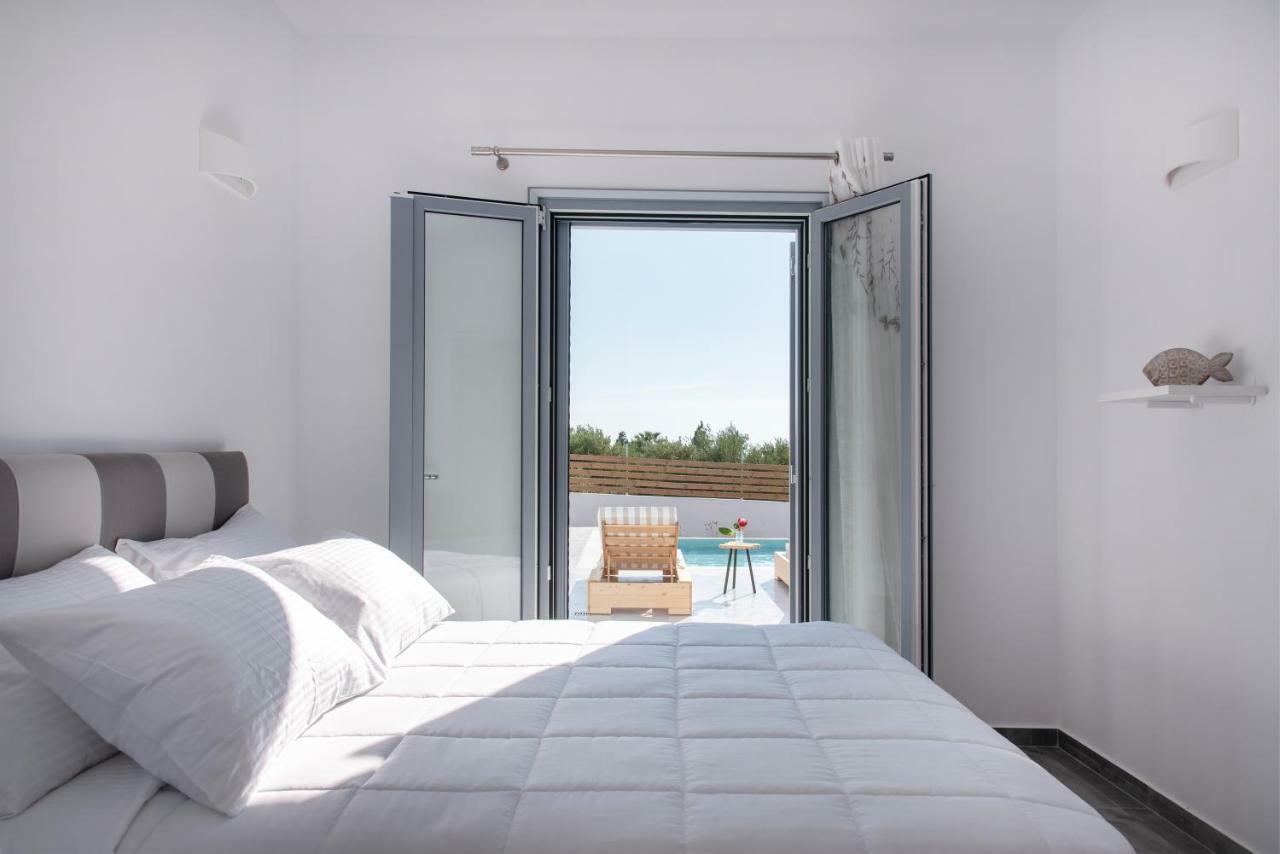 Paros Elitas Villas מראה חיצוני תמונה