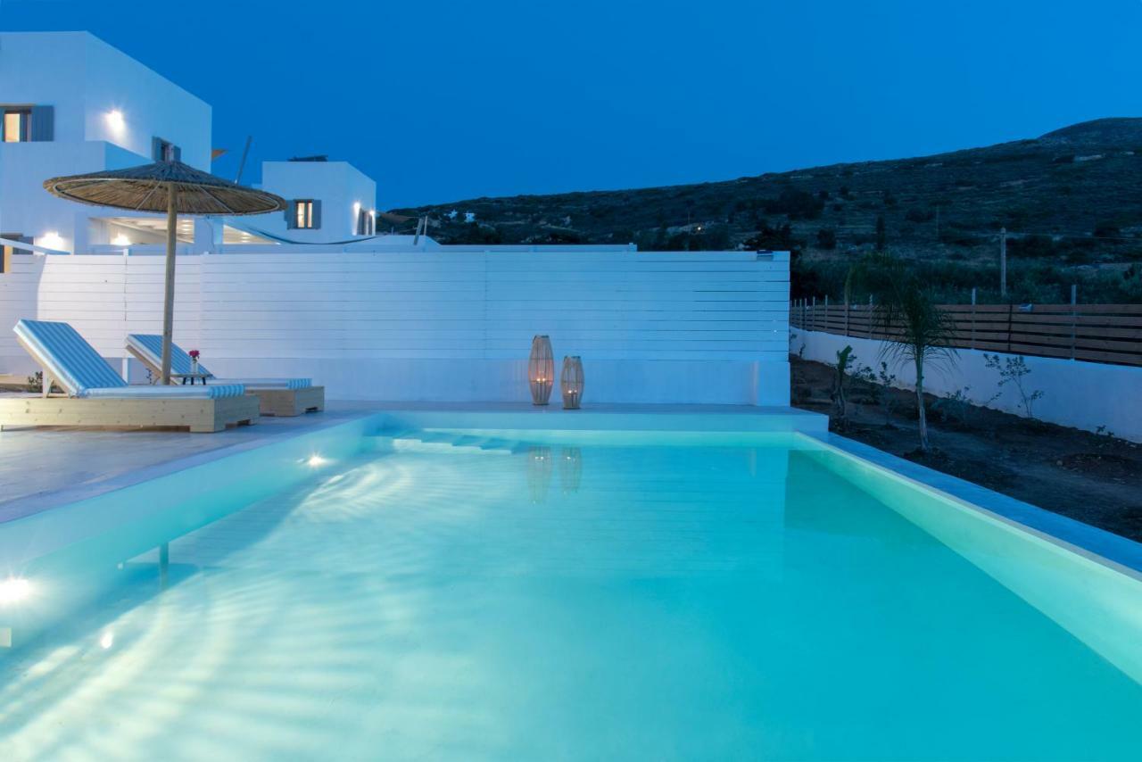 Paros Elitas Villas מראה חיצוני תמונה
