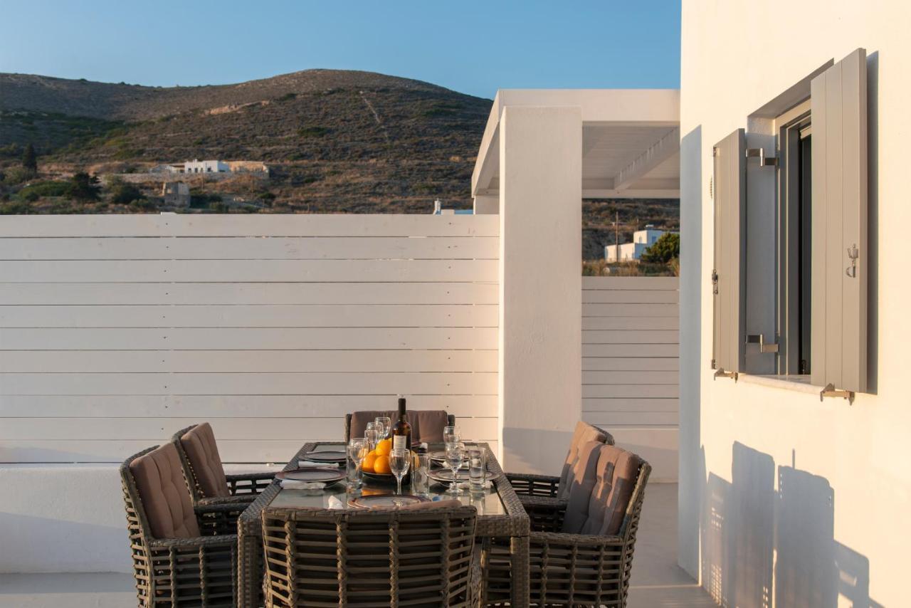 Paros Elitas Villas מראה חיצוני תמונה