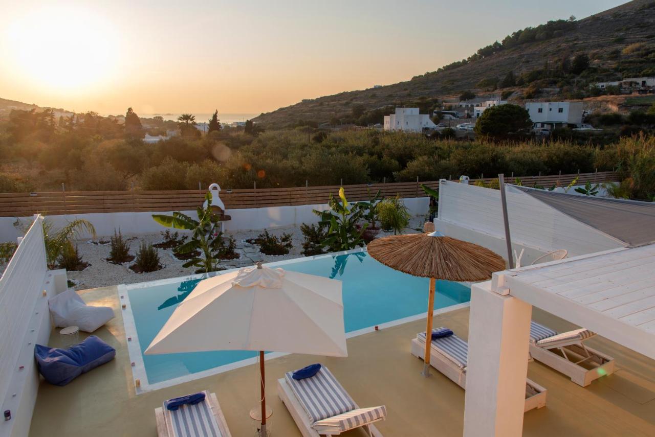 Paros Elitas Villas מראה חיצוני תמונה
